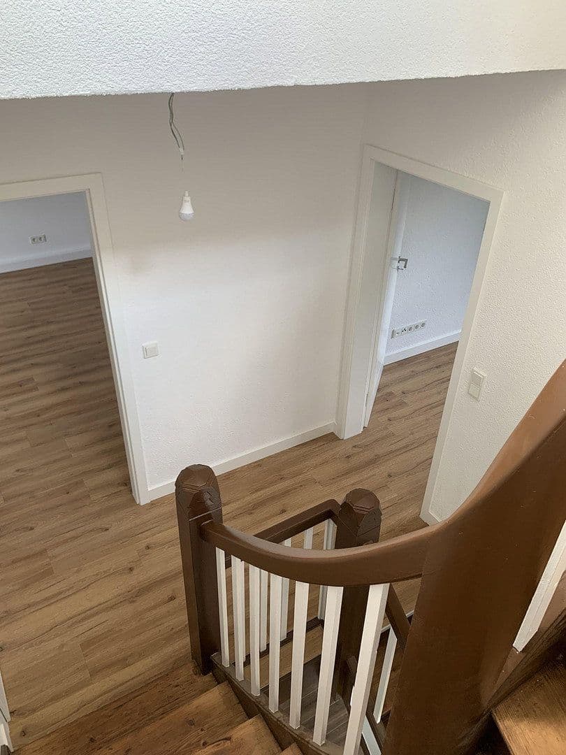 Pronájem domu 170 m², pozemek 530 m², Friedrich Ebert Straße 11, Gotha, Durynsko Pronájem domu 170 m², pozemek 530 m², Friedrich Ebert Straße 11, Gotha, Durynsko