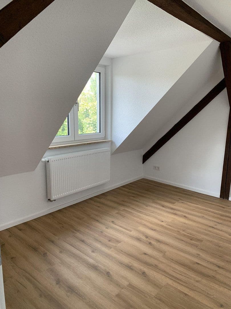 Pronájem domu 170 m², pozemek 530 m², Friedrich Ebert Straße 11, Gotha, Durynsko Pronájem domu 170 m², pozemek 530 m², Friedrich Ebert Straße 11, Gotha, Durynsko
