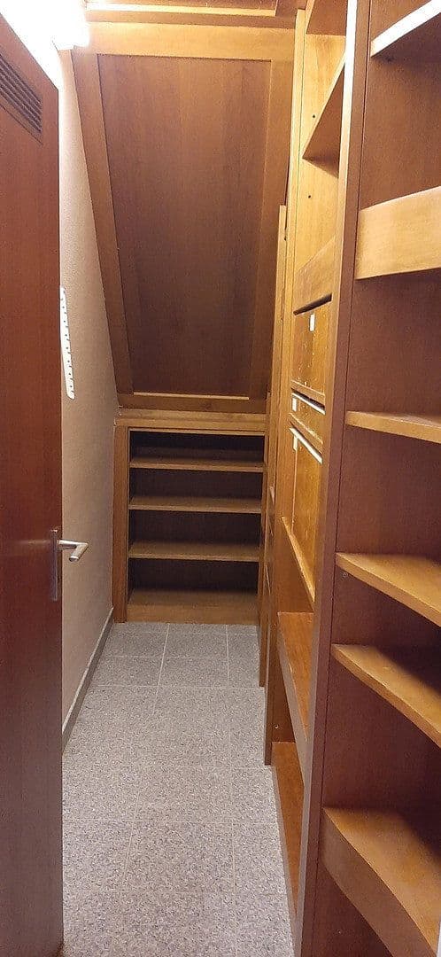 Prodej bytu 2+1 59 m², Ingeborg-Bachmann-Straße 19, Düsseldorf, Severní Porýní-Vestfálsko Prodej bytu 2+1 59 m², Ingeborg-Bachmann-Straße 19, Düsseldorf, Severní Porýní-Vestfálsko