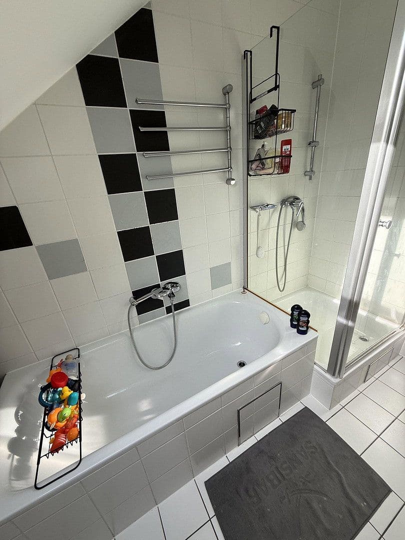 Prodej bytu 4+1 118 m², Gröbenzell, Bavorsko Prodej bytu 4+1 118 m², Gröbenzell, Bavorsko