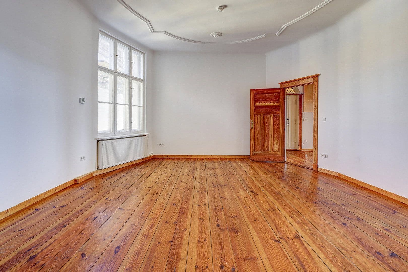 Prodej bytu 4+1 146 m², Berlin, Berlín Prodej bytu 4+1 146 m², Berlin, Berlín