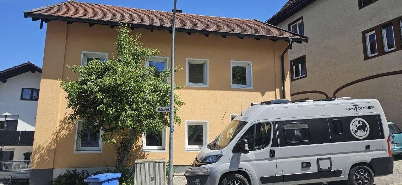 Prodej domu 155 m², pozemek 307 m², St.-Veiter-Str. 25, Neumarkt-St. Veit, Bavorsko Prodej domu 155 m², pozemek 307 m², St.-Veiter-Str. 25, Neumarkt-St. Veit, Bavorsko