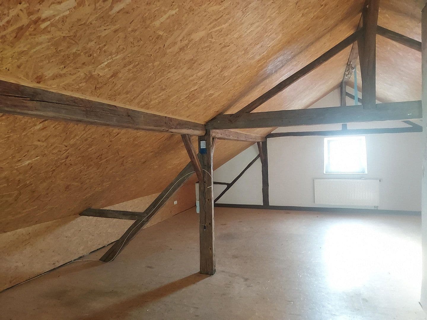 Prodej domu 155 m², pozemek 307 m², St.-Veiter-Str. 25, Neumarkt-St. Veit, Bavorsko Prodej domu 155 m², pozemek 307 m², St.-Veiter-Str. 25, Neumarkt-St. Veit, Bavorsko