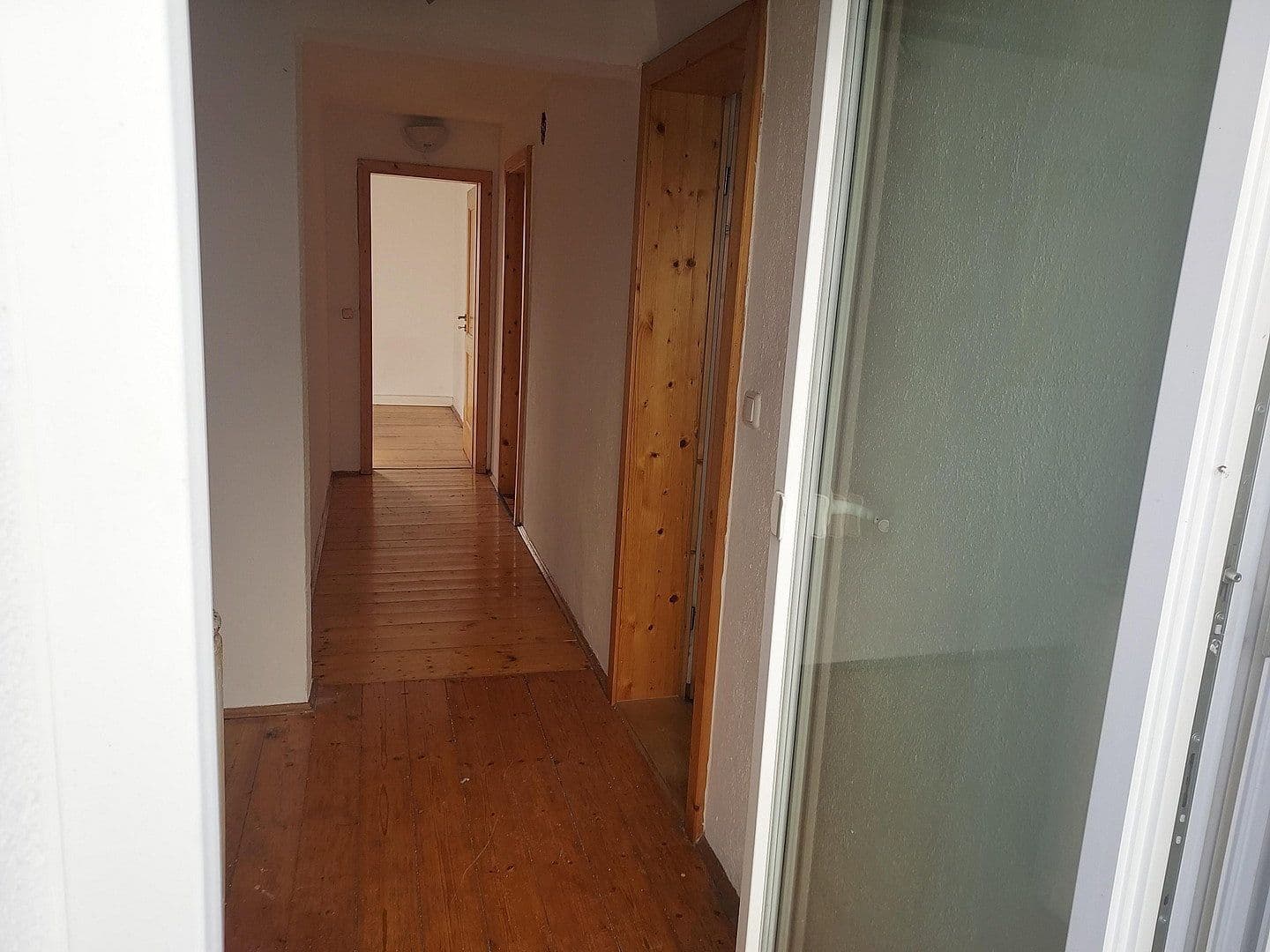 Prodej domu 155 m², pozemek 307 m², St.-Veiter-Str. 25, Neumarkt-St. Veit, Bavorsko Prodej domu 155 m², pozemek 307 m², St.-Veiter-Str. 25, Neumarkt-St. Veit, Bavorsko