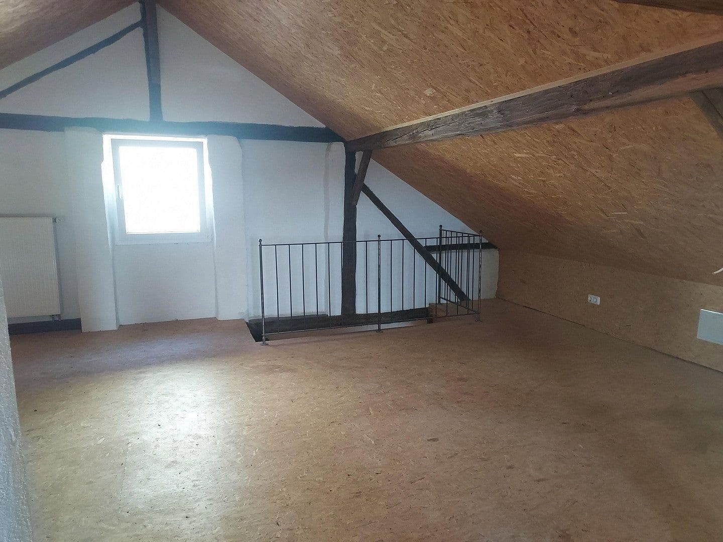 Prodej domu 155 m², pozemek 307 m², St.-Veiter-Str. 25, Neumarkt-St. Veit, Bavorsko Prodej domu 155 m², pozemek 307 m², St.-Veiter-Str. 25, Neumarkt-St. Veit, Bavorsko