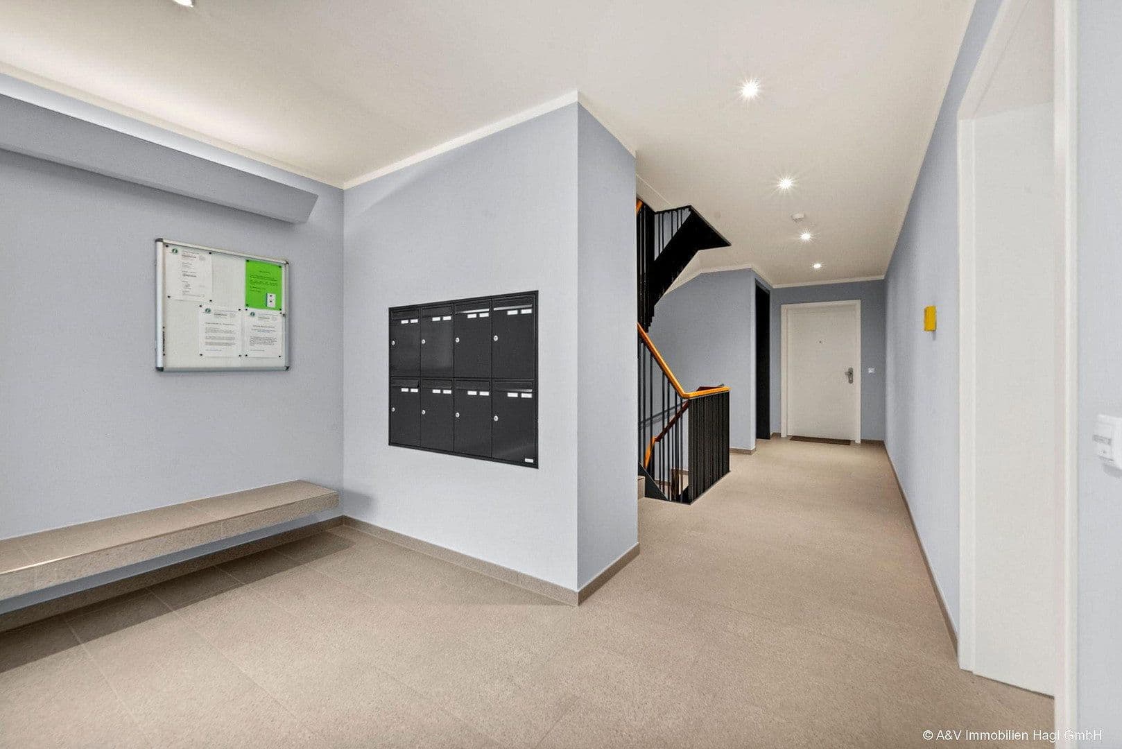 Prodej bytu 4+1 96 m², Lerchenstraße 10a, Poing, Bavorsko Prodej bytu 4+1 96 m², Lerchenstraße 10a, Poing, Bavorsko