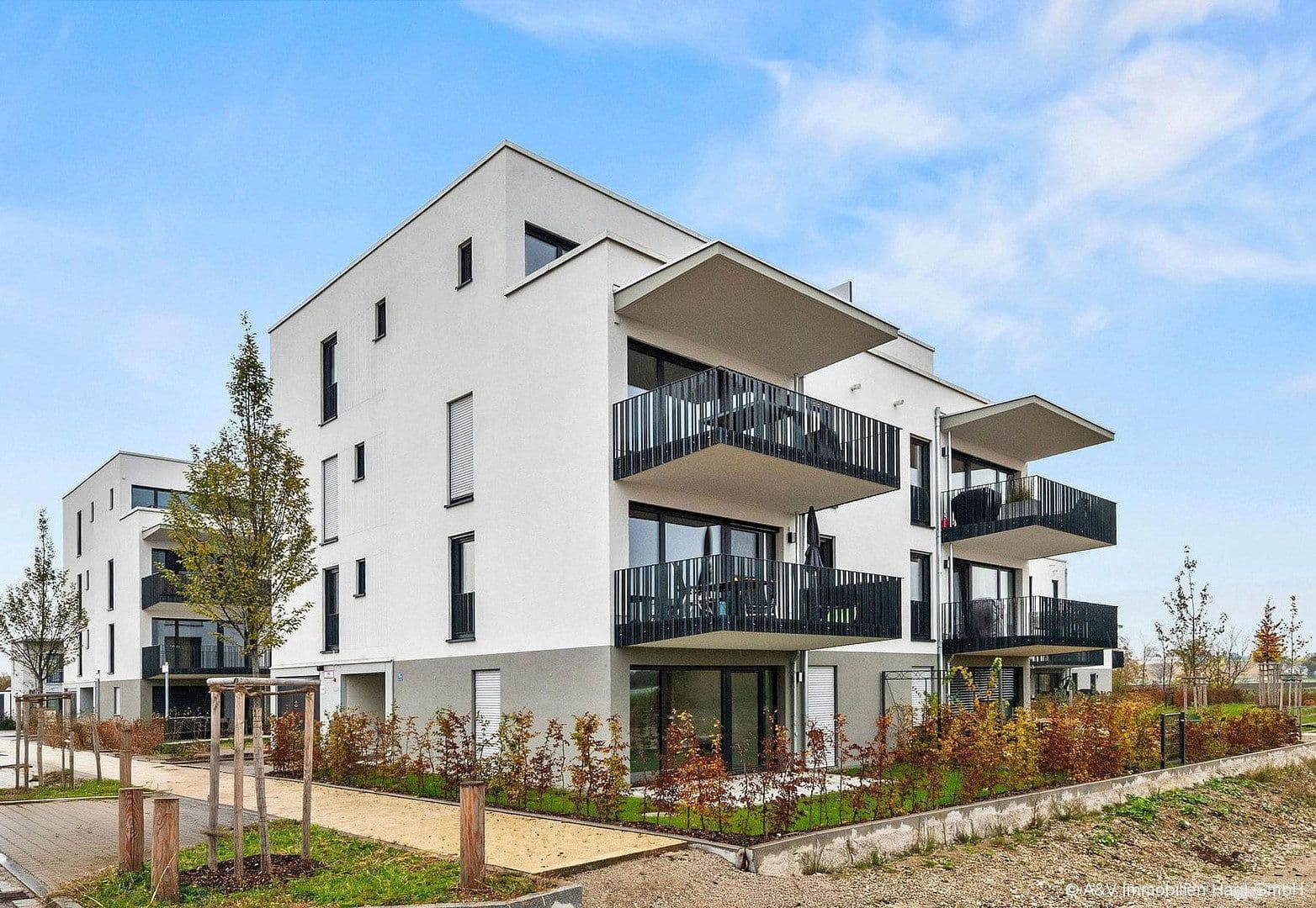 Prodej bytu 4+1 96 m², Lerchenstraße 10a, Poing, Bavorsko Prodej bytu 4+1 96 m², Lerchenstraße 10a, Poing, Bavorsko