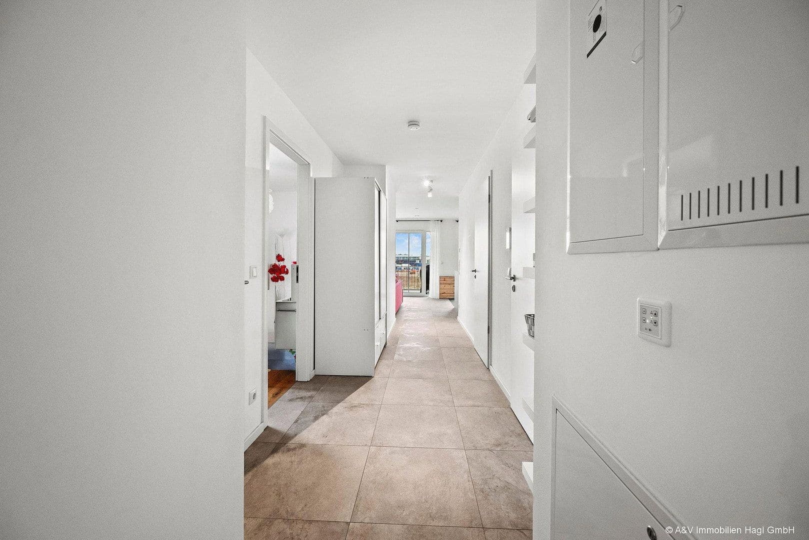 Prodej bytu 4+1 96 m², Lerchenstraße 10a, Poing, Bavorsko Prodej bytu 4+1 96 m², Lerchenstraße 10a, Poing, Bavorsko