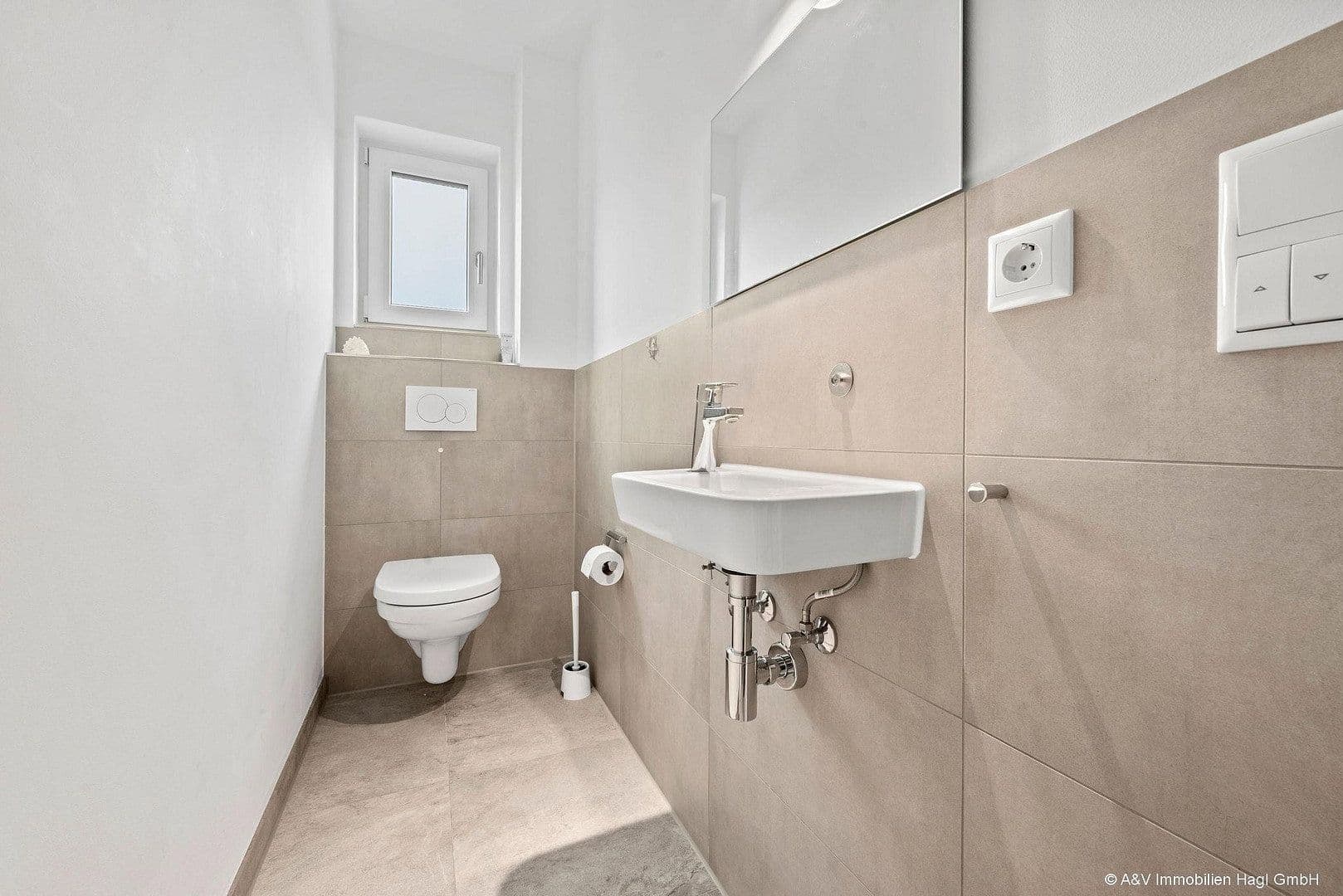Prodej bytu 4+1 96 m², Lerchenstraße 10a, Poing, Bavorsko Prodej bytu 4+1 96 m², Lerchenstraße 10a, Poing, Bavorsko