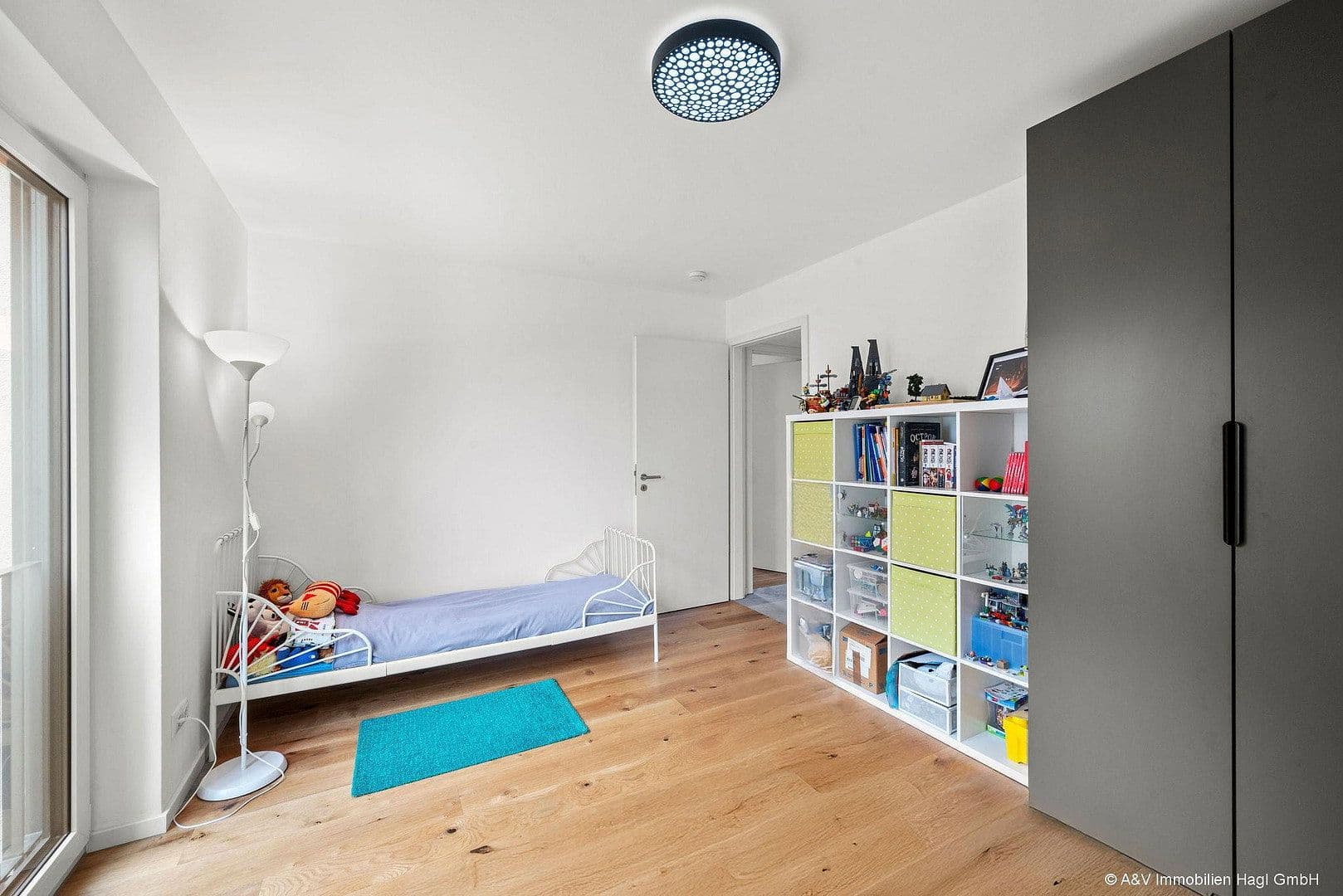 Prodej bytu 4+1 96 m², Lerchenstraße 10a, Poing, Bavorsko Prodej bytu 4+1 96 m², Lerchenstraße 10a, Poing, Bavorsko
