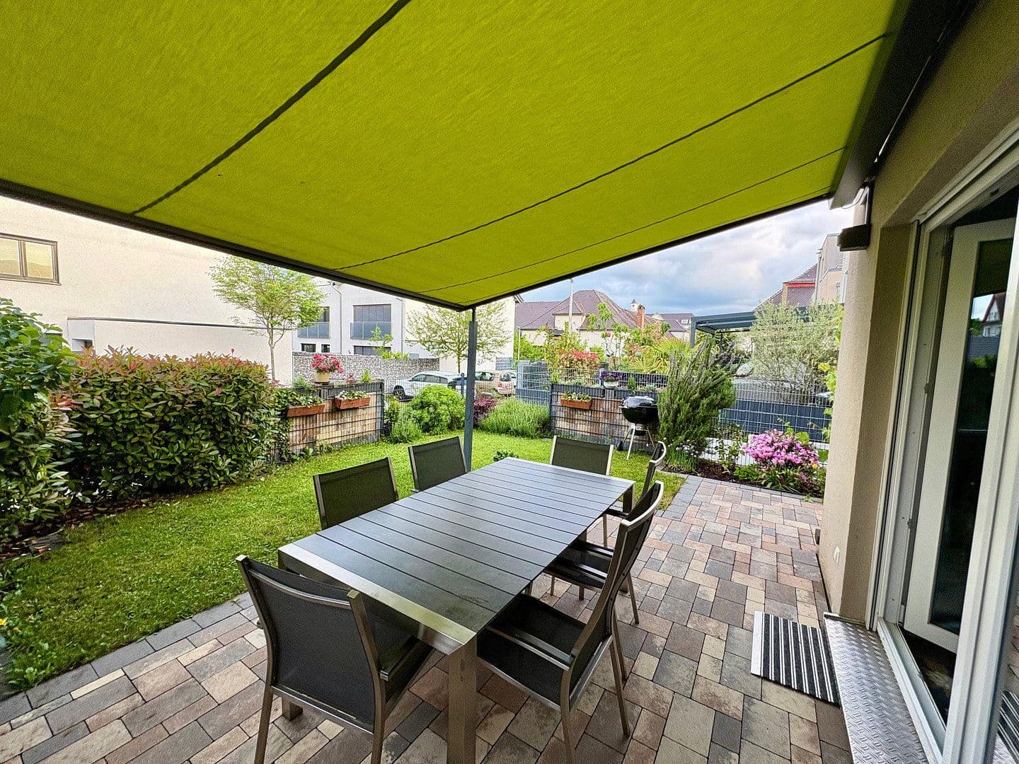 Prodej domu 153 m², pozemek 239 m², Rastatt, Bádensko-Württembersko Prodej domu 153 m², pozemek 239 m², Rastatt, Bádensko-Württembersko
