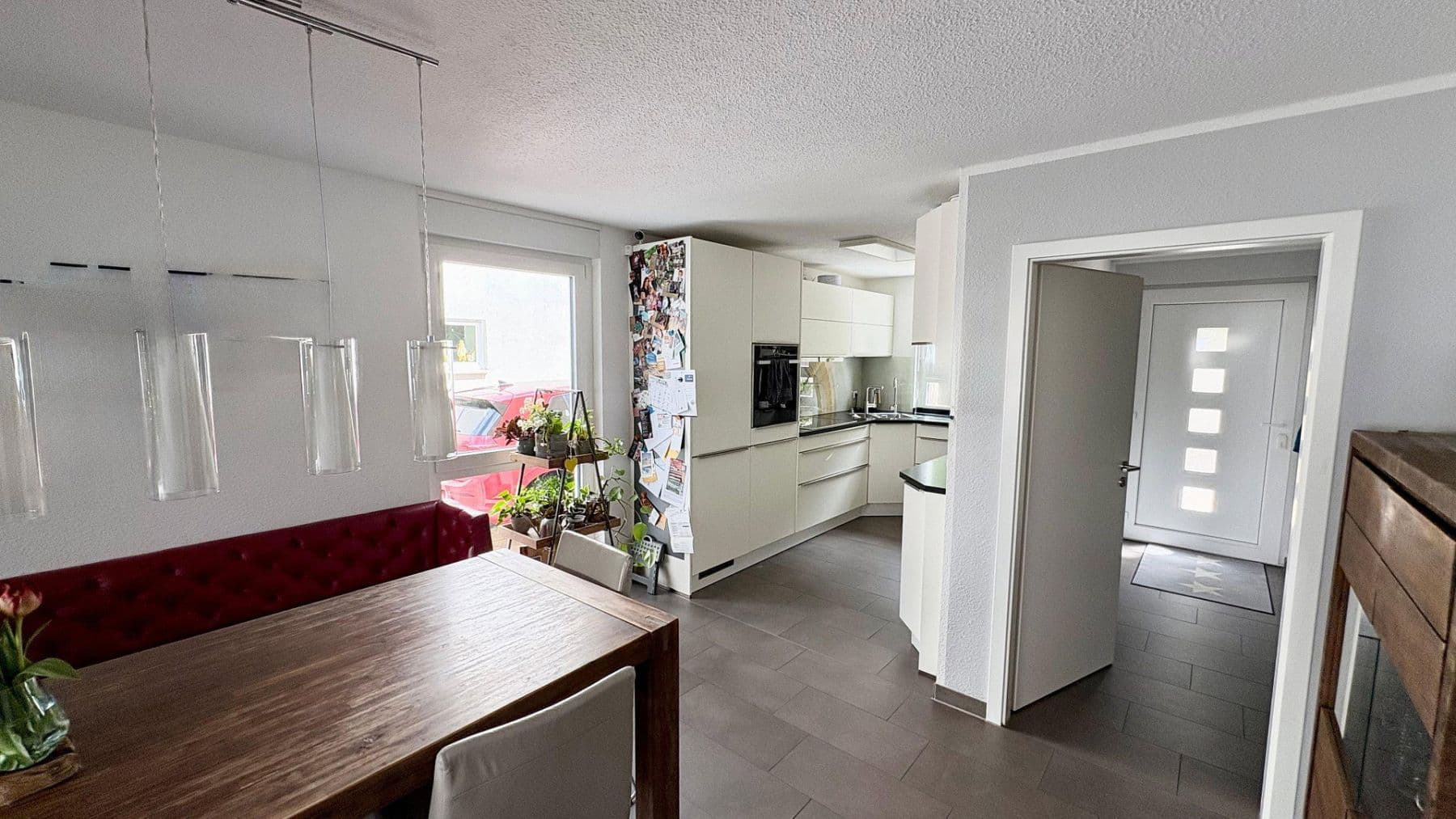 Prodej domu 153 m², pozemek 239 m², Rastatt, Bádensko-Württembersko Prodej domu 153 m², pozemek 239 m², Rastatt, Bádensko-Württembersko