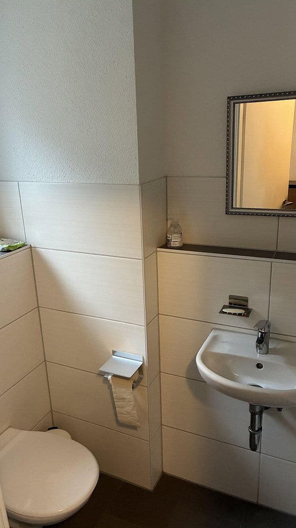Prodej domu 153 m², pozemek 239 m², Rastatt, Bádensko-Württembersko Prodej domu 153 m², pozemek 239 m², Rastatt, Bádensko-Württembersko