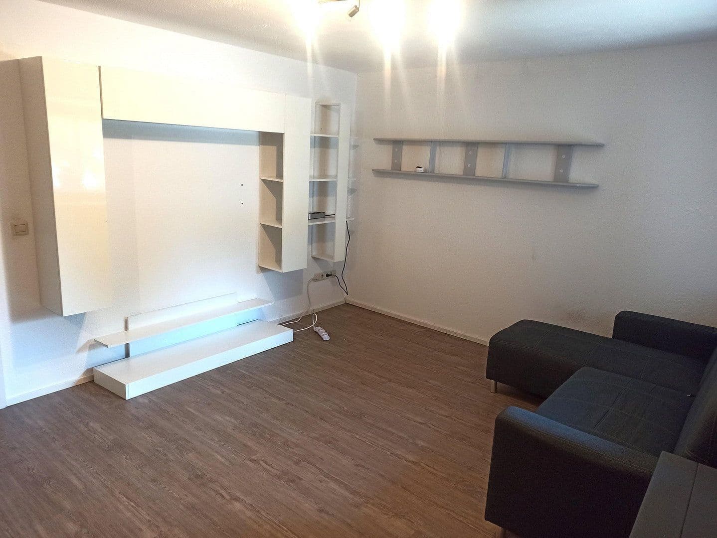 Pronájem bytu 2+1 38 m², Alemannenstraße 29, Schwäbisch Gmünd, Bádensko-Württembersko Pronájem bytu 2+1 38 m², Alemannenstraße 29, Schwäbisch Gmünd, Bádensko-Württembersko
