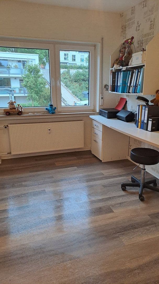 Pronájem bytu 3+1 75 m², Dachbergstraße 55, Bad Soden am Taunus, Hessen Pronájem bytu 3+1 75 m², Dachbergstraße 55, Bad Soden am Taunus, Hessen