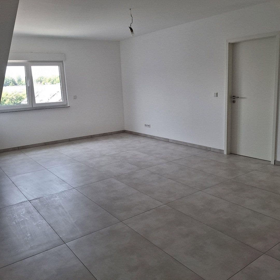 Pronájem bytu 3+1 64 m², Berliner Str. 911, Köln, Severní Porýní-Vestfálsko Pronájem bytu 3+1 64 m², Berliner Str. 911, Köln, Severní Porýní-Vestfálsko