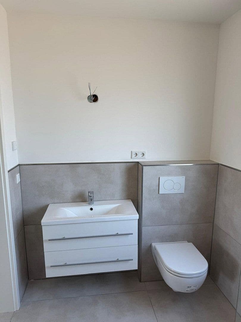 Pronájem bytu 3+1 64 m², Berliner Str. 911, Köln, Severní Porýní-Vestfálsko Pronájem bytu 3+1 64 m², Berliner Str. 911, Köln, Severní Porýní-Vestfálsko