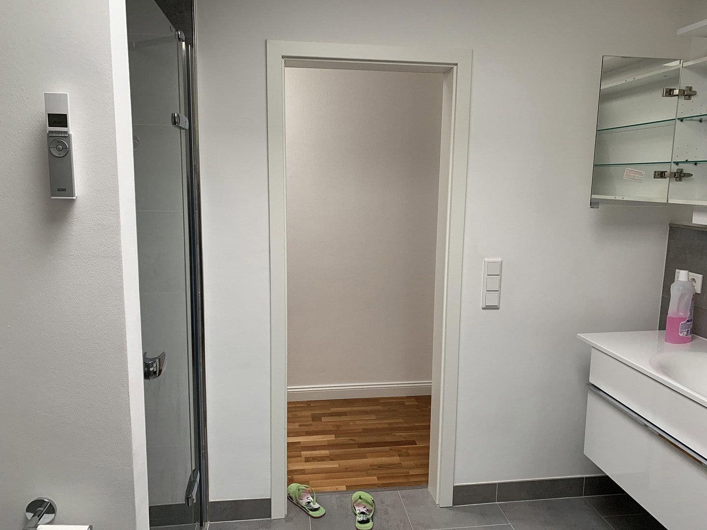 Pronájem domu 140 m², pozemek 231 m², Haan, Severní Porýní-Vestfálsko Pronájem domu 140 m², pozemek 231 m², Haan, Severní Porýní-Vestfálsko