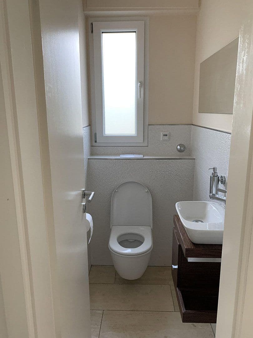 Pronájem domu 140 m², pozemek 231 m², Haan, Severní Porýní-Vestfálsko Pronájem domu 140 m², pozemek 231 m², Haan, Severní Porýní-Vestfálsko