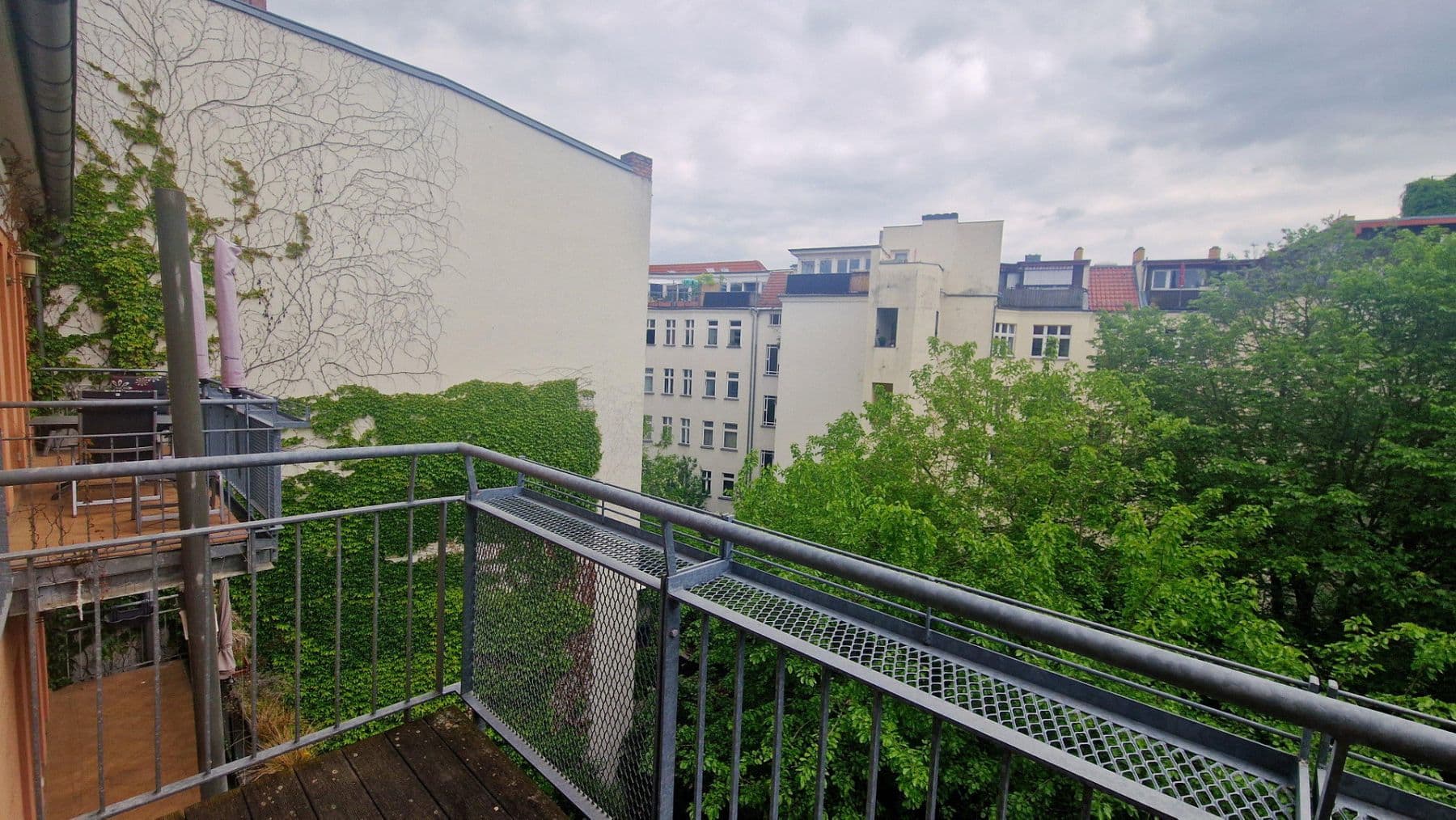 Prodej bytu 4+1 128 m², Berlin, Berlín Prodej bytu 4+1 128 m², Berlin, Berlín