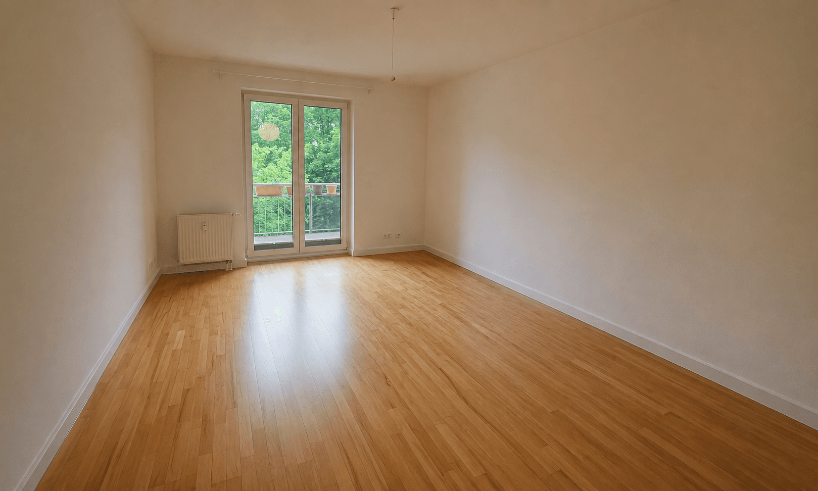 Prodej bytu 4+1 128 m², Berlin, Berlín Prodej bytu 4+1 128 m², Berlin, Berlín