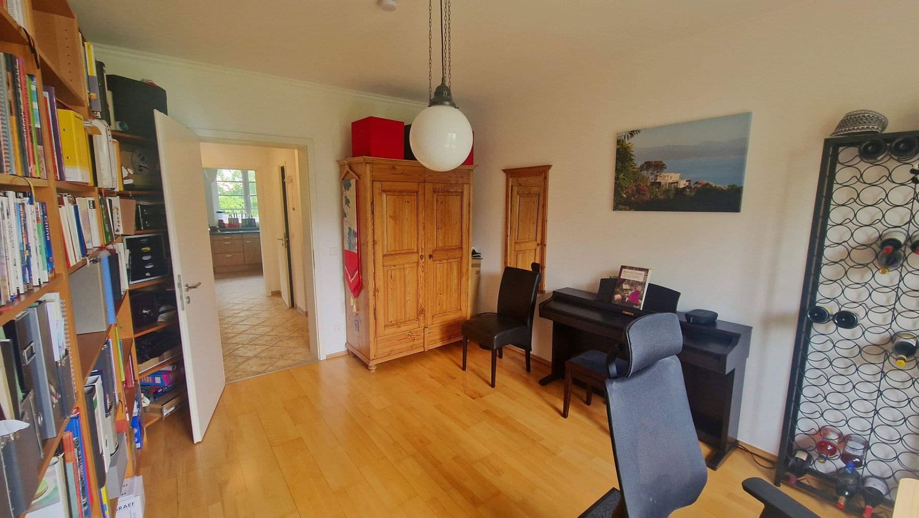 Prodej bytu 4+1 128 m², Berlin, Berlín Prodej bytu 4+1 128 m², Berlin, Berlín