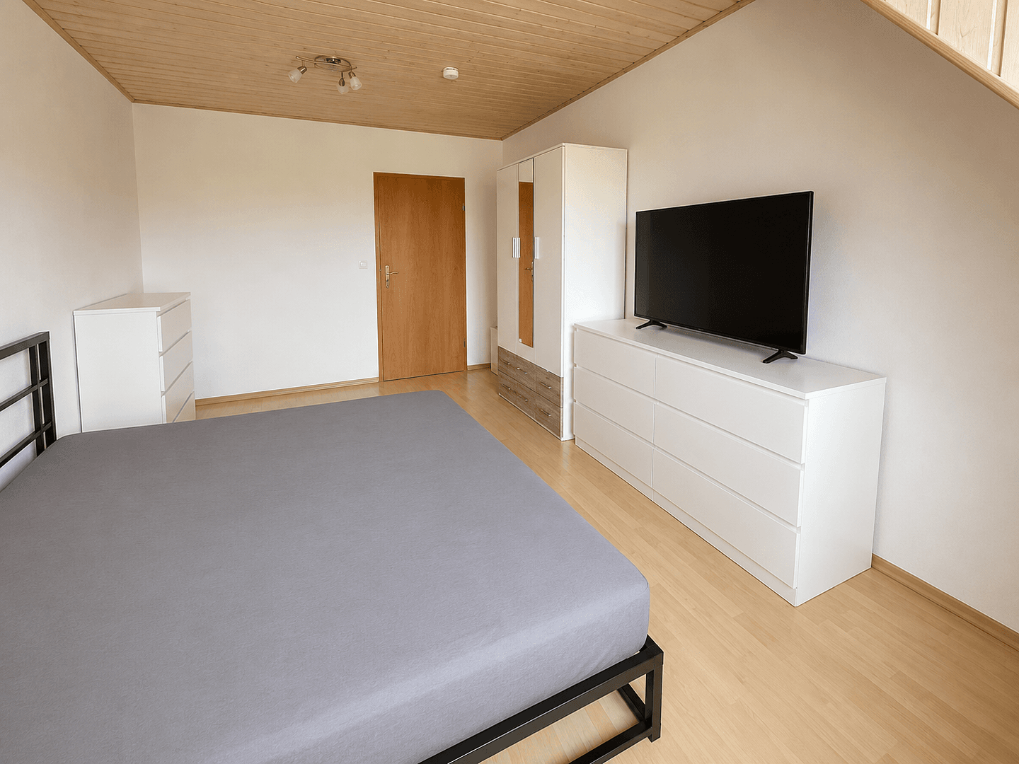 Pronájem bytu 3+1 61 m², Freisinger Str. 5, Ilmmünster, Bavorsko Pronájem bytu 3+1 61 m², Freisinger Str. 5, Ilmmünster, Bavorsko