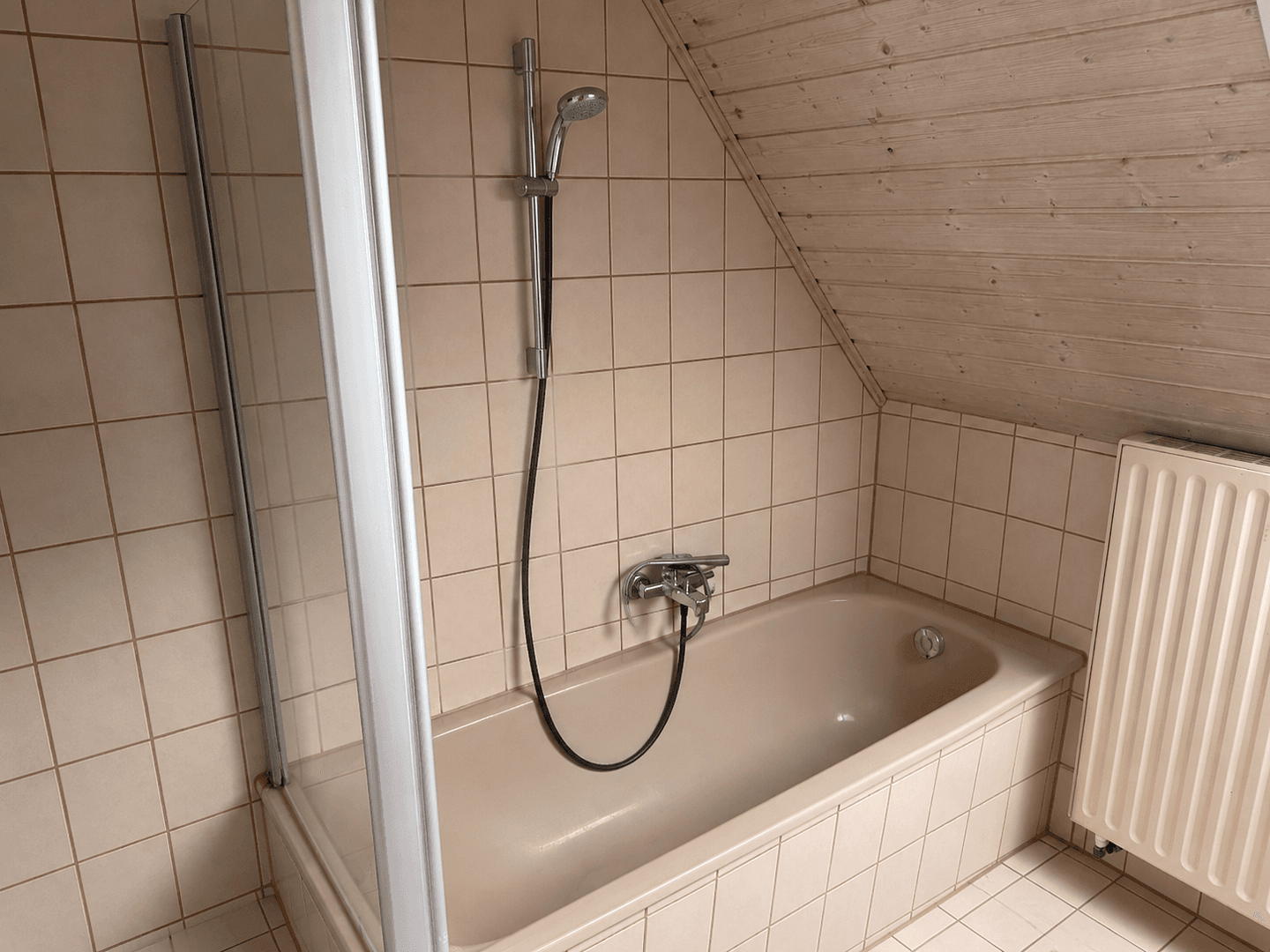 Pronájem bytu 3+1 61 m², Freisinger Str. 5, Ilmmünster, Bavorsko Pronájem bytu 3+1 61 m², Freisinger Str. 5, Ilmmünster, Bavorsko