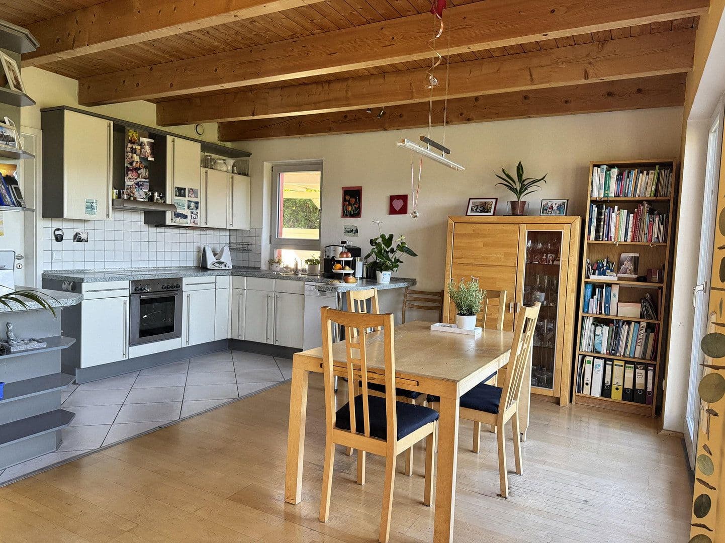 Prodej domu 174 m², pozemek 696 m², Liebenau, Hessen Prodej domu 174 m², pozemek 696 m², Liebenau, Hessen