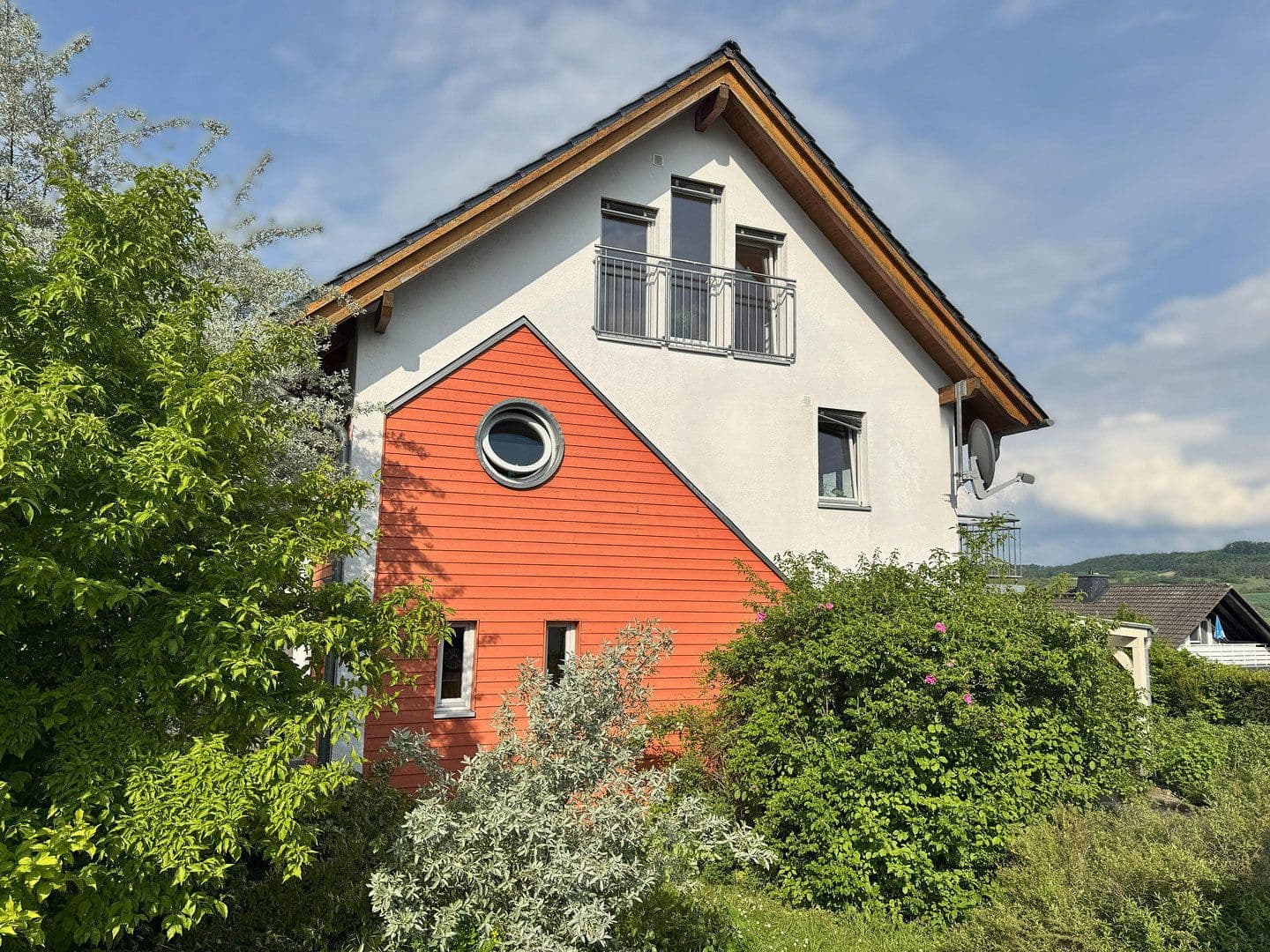 Prodej domu 174 m², pozemek 696 m², Liebenau, Hessen Prodej domu 174 m², pozemek 696 m², Liebenau, Hessen