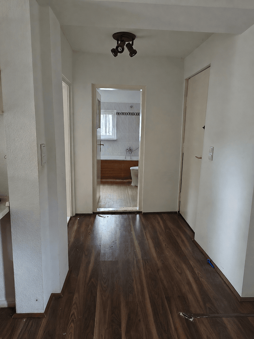 Prodej domu 70 m², pozemek 1.054 m², Hoppegarten, Braniborsko Prodej domu 70 m², pozemek 1.054 m², Hoppegarten, Braniborsko