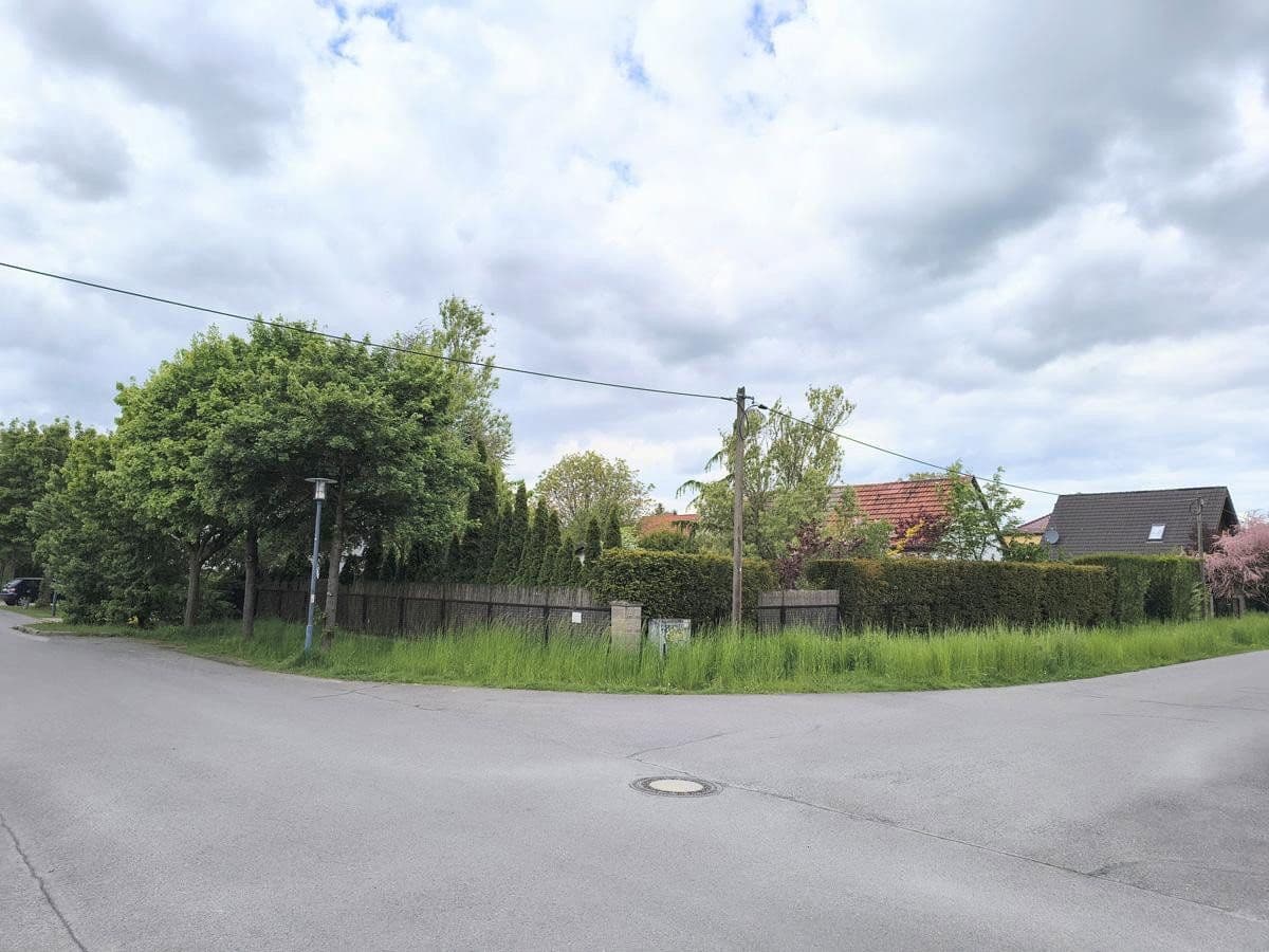 Prodej domu 70 m², pozemek 1.054 m², Hoppegarten, Braniborsko Prodej domu 70 m², pozemek 1.054 m², Hoppegarten, Braniborsko