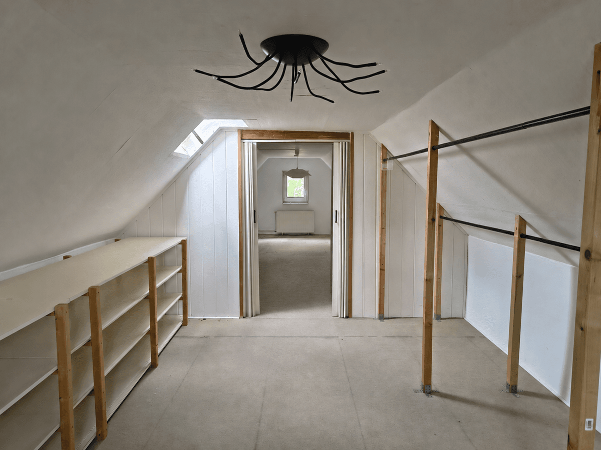 Prodej domu 70 m², pozemek 1.054 m², Hoppegarten, Braniborsko Prodej domu 70 m², pozemek 1.054 m², Hoppegarten, Braniborsko