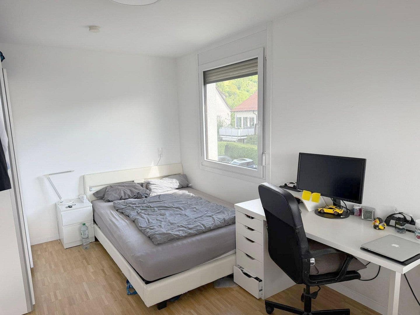 Pronájem bytu 3+1 80 m², Krummenackerstraße 0, Esslingen am Neckar, Bádensko-Württembersko Pronájem bytu 3+1 80 m², Krummenackerstraße 0, Esslingen am Neckar, Bádensko-Württembersko