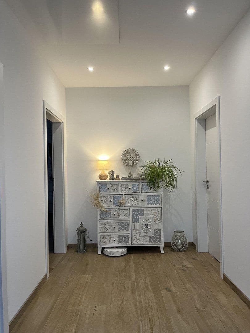 Prodej domu 180 m², pozemek 608 m², Velbert, Severní Porýní-Vestfálsko Prodej domu 180 m², pozemek 608 m², Velbert, Severní Porýní-Vestfálsko