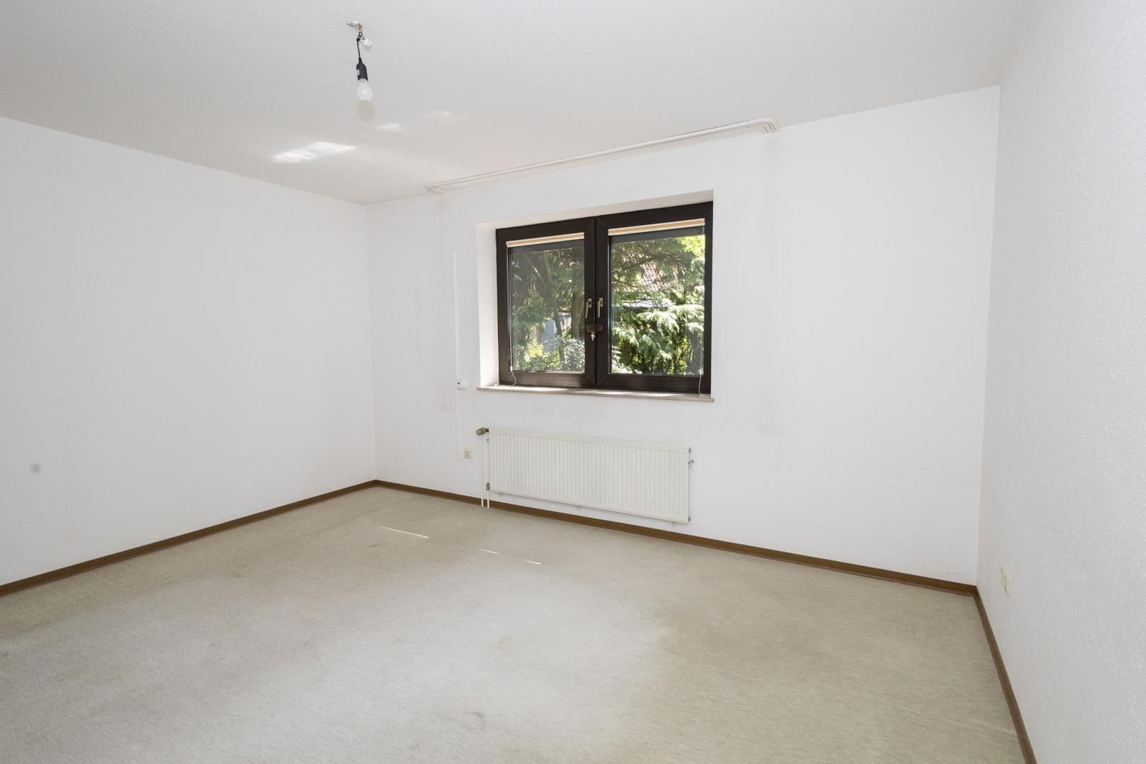 Prodej domu 192 m², pozemek 674 m², Garbsen, Dolní Sasko Prodej domu 192 m², pozemek 674 m², Garbsen, Dolní Sasko