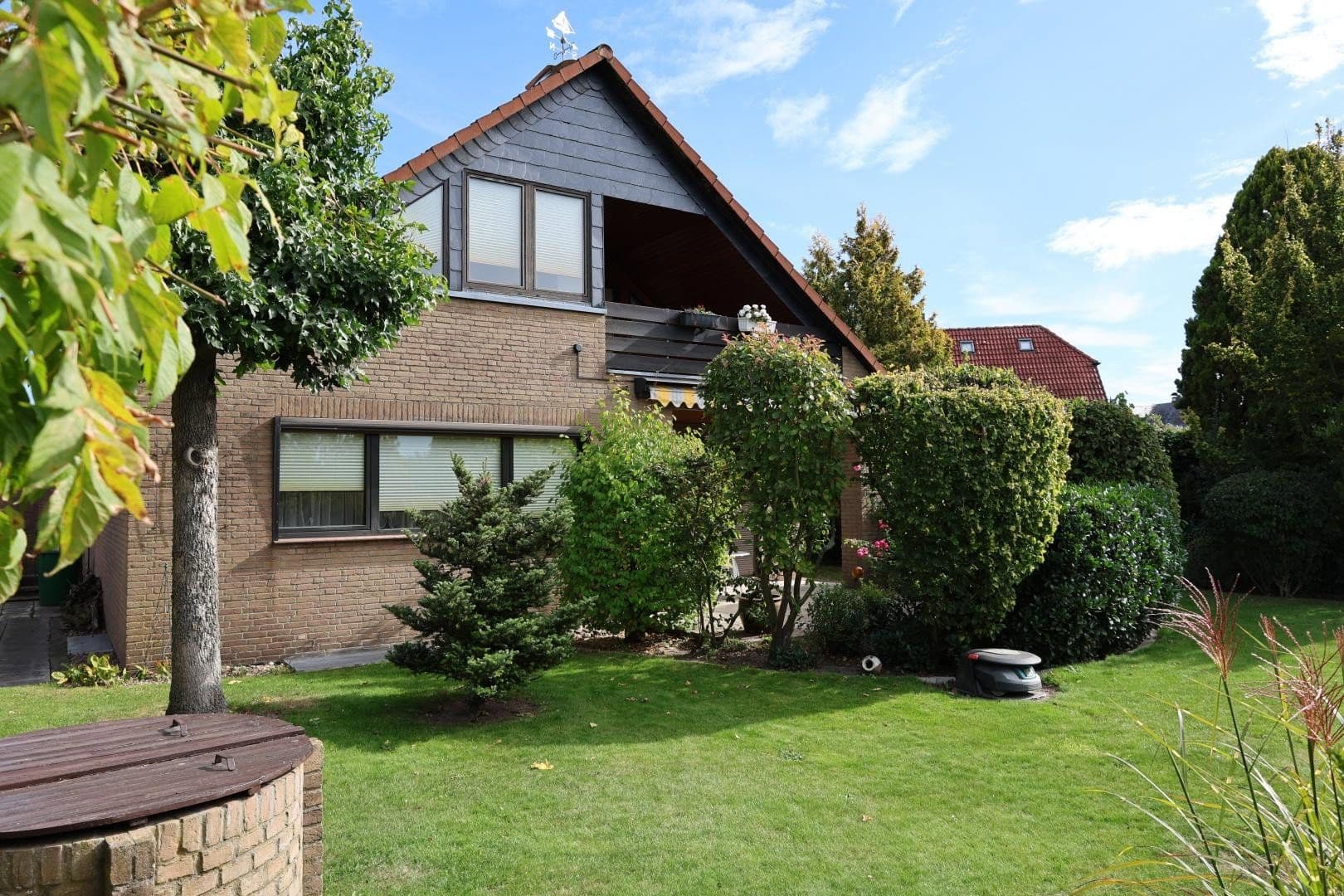 Prodej domu 192 m², pozemek 674 m², Garbsen, Dolní Sasko Prodej domu 192 m², pozemek 674 m², Garbsen, Dolní Sasko