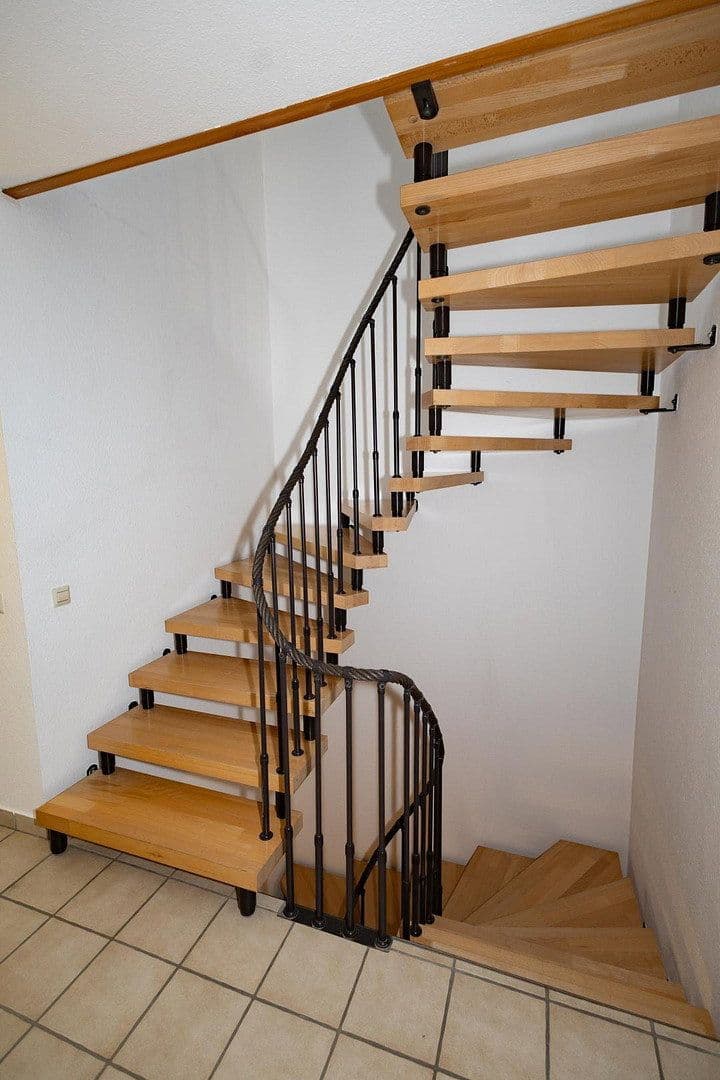 Prodej domu 192 m², pozemek 674 m², Garbsen, Dolní Sasko Prodej domu 192 m², pozemek 674 m², Garbsen, Dolní Sasko