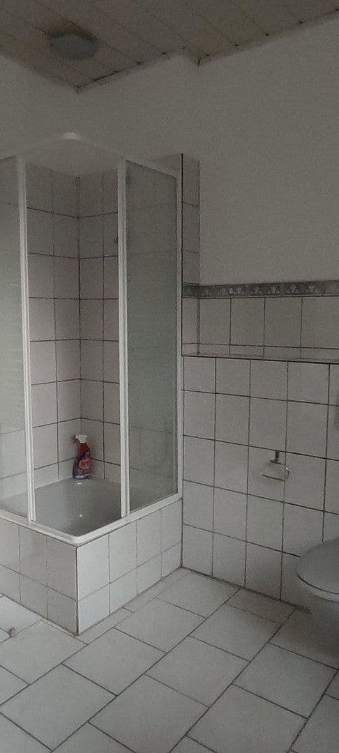 Pronájem bytu 1+1 25 m², Duisburg, Severní Porýní-Vestfálsko Pronájem bytu 1+1 25 m², Duisburg, Severní Porýní-Vestfálsko