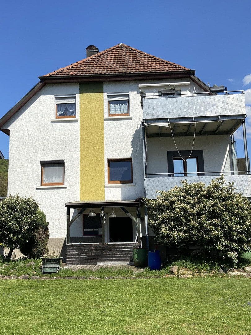 Prodej domu 383 m², pozemek 800 m², Reichenbach am Heuberg, Bádensko-Württembersko Prodej domu 383 m², pozemek 800 m², Reichenbach am Heuberg, Bádensko-Württembersko