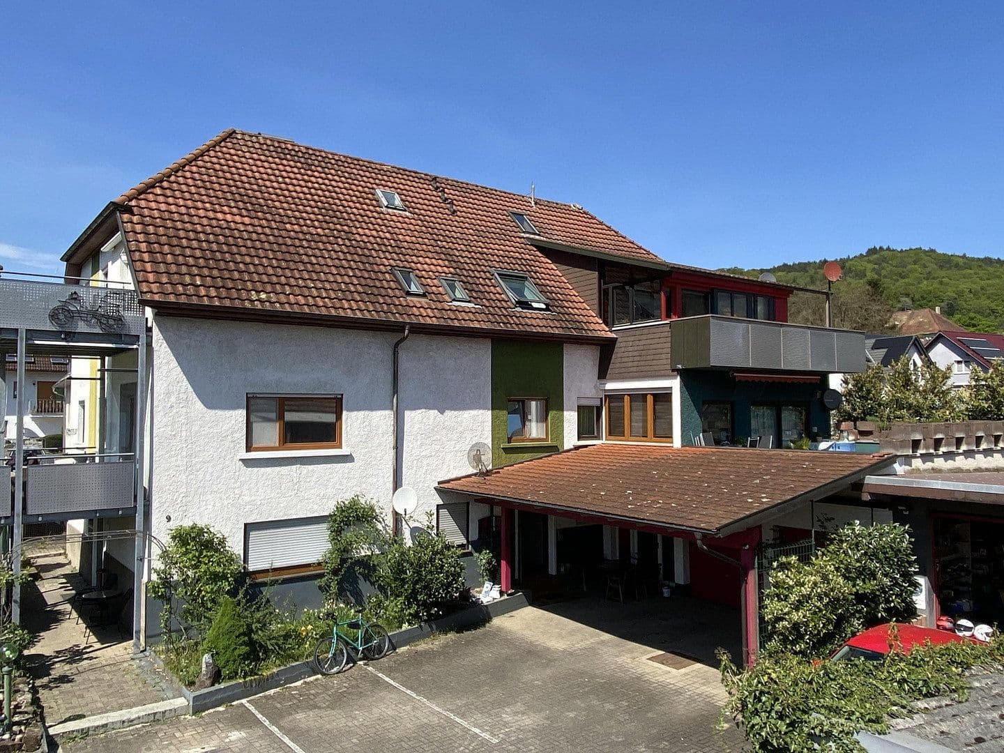 Prodej domu 383 m², pozemek 800 m², Reichenbach am Heuberg, Bádensko-Württembersko Prodej domu 383 m², pozemek 800 m², Reichenbach am Heuberg, Bádensko-Württembersko
