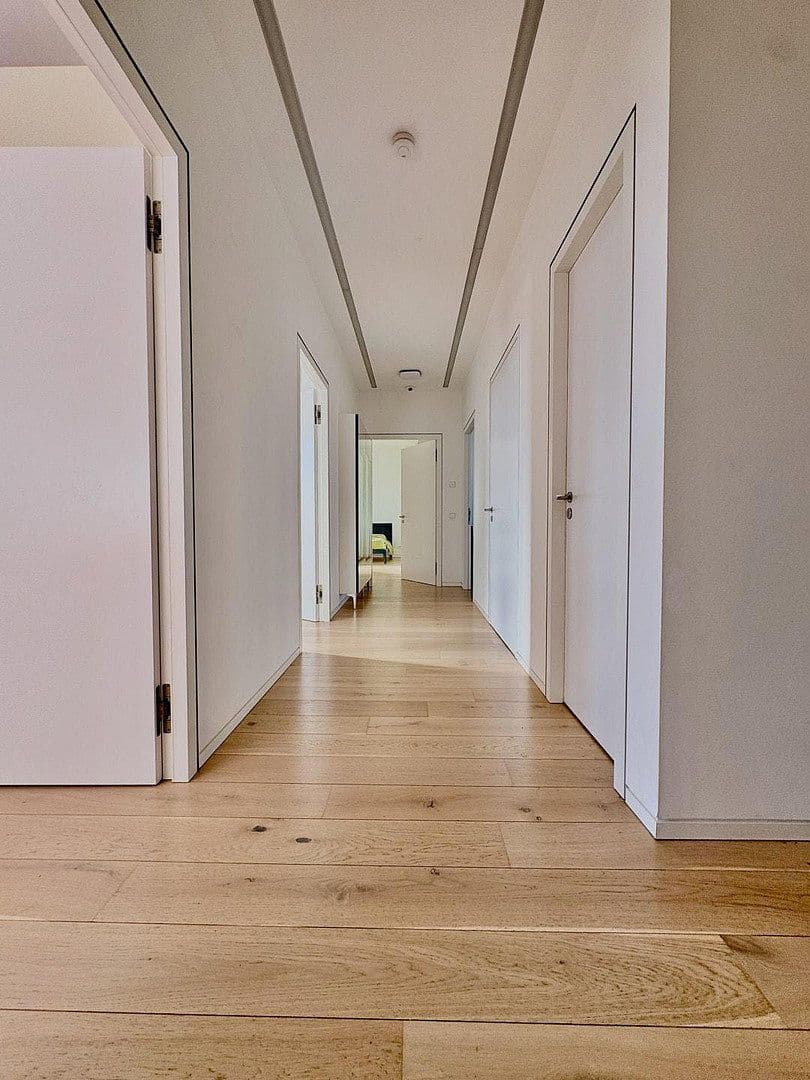 Prodej bytu 4+1 144 m², Frankfurt am Main, Hessen Prodej bytu 4+1 144 m², Frankfurt am Main, Hessen