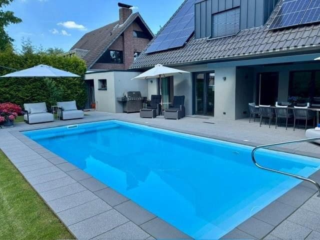 Prodej domu 244 m², pozemek 760 m², Krefeld, Severní Porýní-Vestfálsko Prodej domu 244 m², pozemek 760 m², Krefeld, Severní Porýní-Vestfálsko