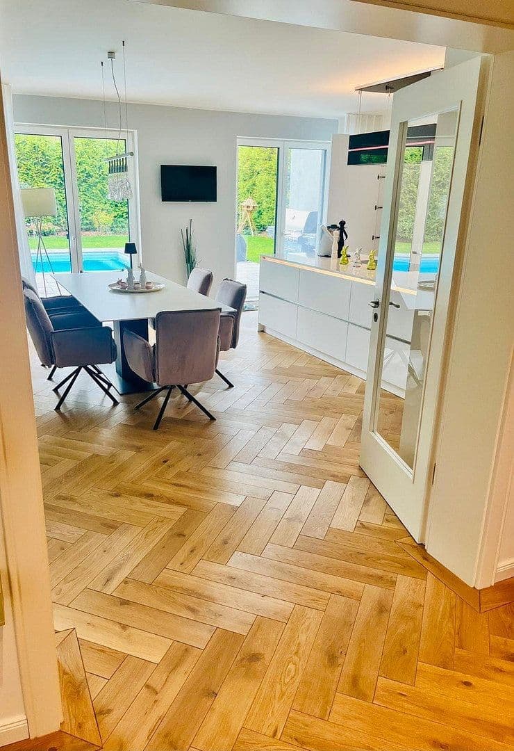 Prodej domu 244 m², pozemek 760 m², Krefeld, Severní Porýní-Vestfálsko Prodej domu 244 m², pozemek 760 m², Krefeld, Severní Porýní-Vestfálsko