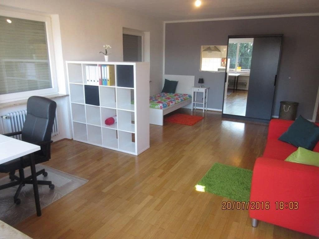 Prodej domu 1.570 m², pozemek 1.000 m², Deggendorf, Bavorsko Prodej domu 1.570 m², pozemek 1.000 m², Deggendorf, Bavorsko