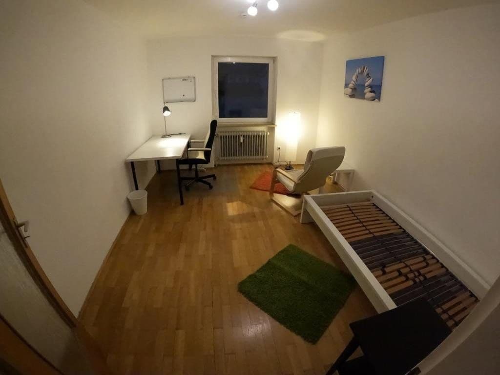 Prodej domu 1.570 m², pozemek 1.000 m², Deggendorf, Bavorsko Prodej domu 1.570 m², pozemek 1.000 m², Deggendorf, Bavorsko