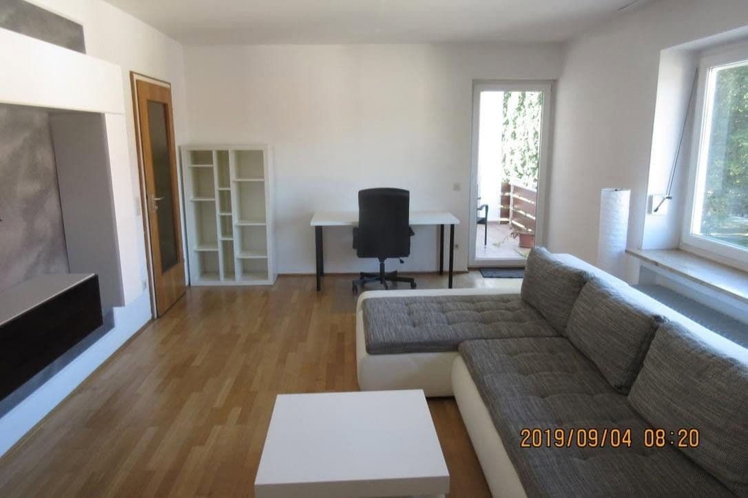 Prodej domu 1.570 m², pozemek 1.000 m², Deggendorf, Bavorsko Prodej domu 1.570 m², pozemek 1.000 m², Deggendorf, Bavorsko