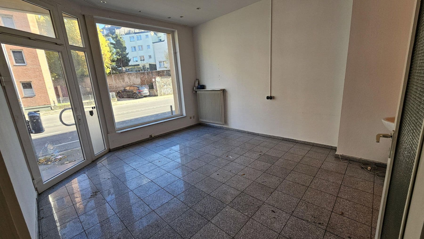 Pronájem nebytového prostoru 133 m², Sedanstr. 38, Cáchy, Severní Porýní-Vestfálsko Pronájem nebytového prostoru 133 m², Sedanstr. 38, Cáchy, Severní Porýní-Vestfálsko