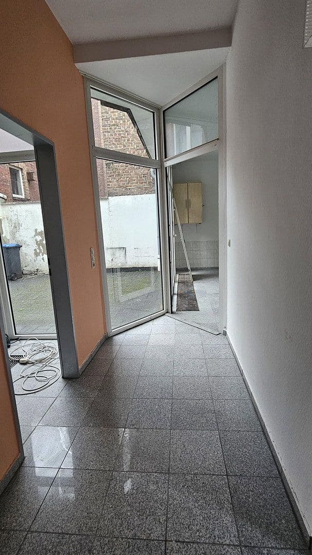Pronájem nebytového prostoru 133 m², Sedanstr. 38, Cáchy, Severní Porýní-Vestfálsko Pronájem nebytového prostoru 133 m², Sedanstr. 38, Cáchy, Severní Porýní-Vestfálsko