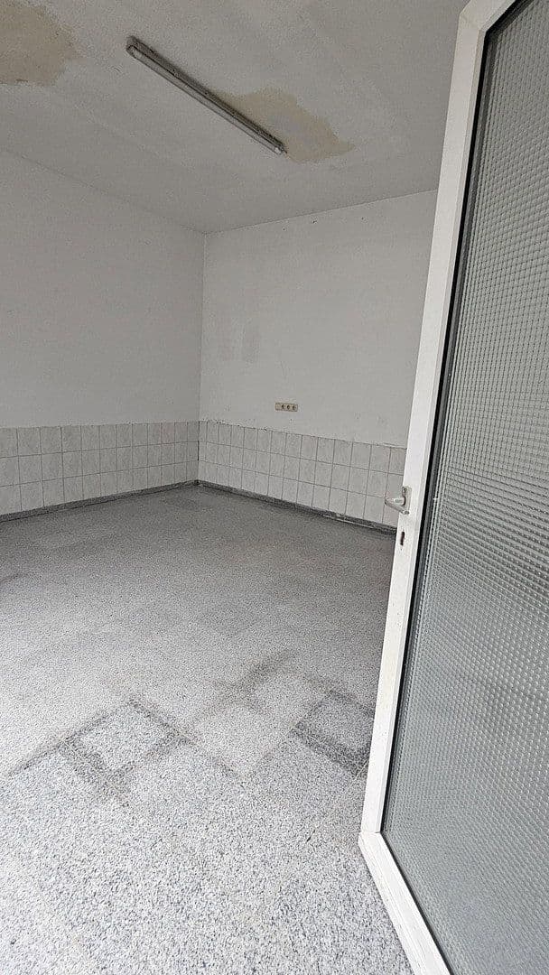 Pronájem nebytového prostoru 133 m², Sedanstr. 38, Cáchy, Severní Porýní-Vestfálsko Pronájem nebytového prostoru 133 m², Sedanstr. 38, Cáchy, Severní Porýní-Vestfálsko